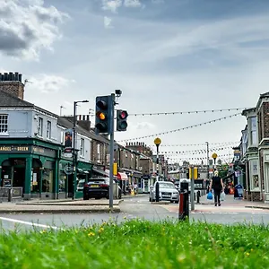 https://76-nunnery-lane.yorkshirehotels.net
